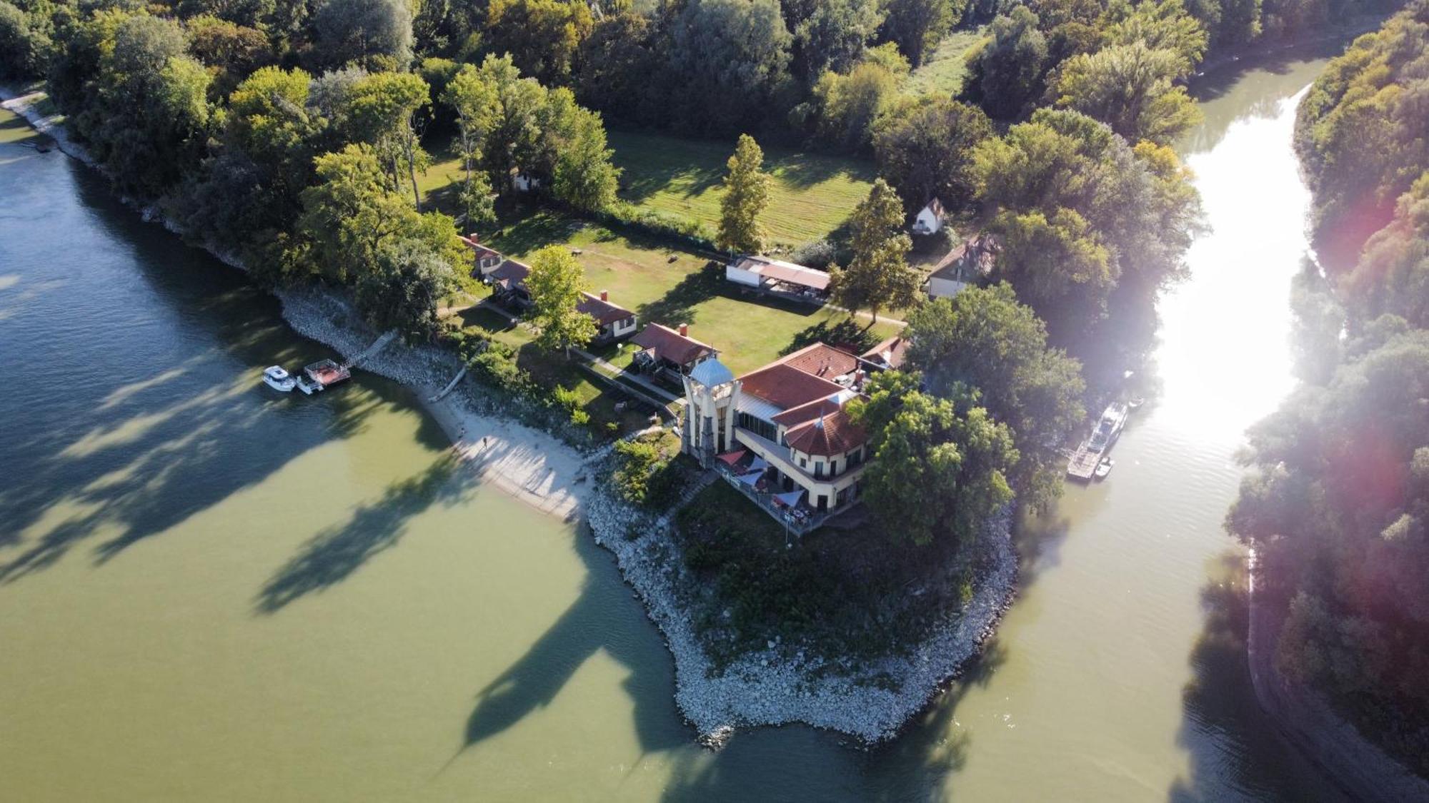 Sziget Hotel Veranka Ersekcsanad Luaran gambar