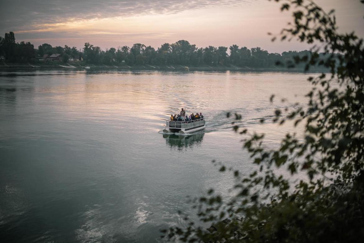 Sziget Hotel Veranka Ersekcsanad Luaran gambar
