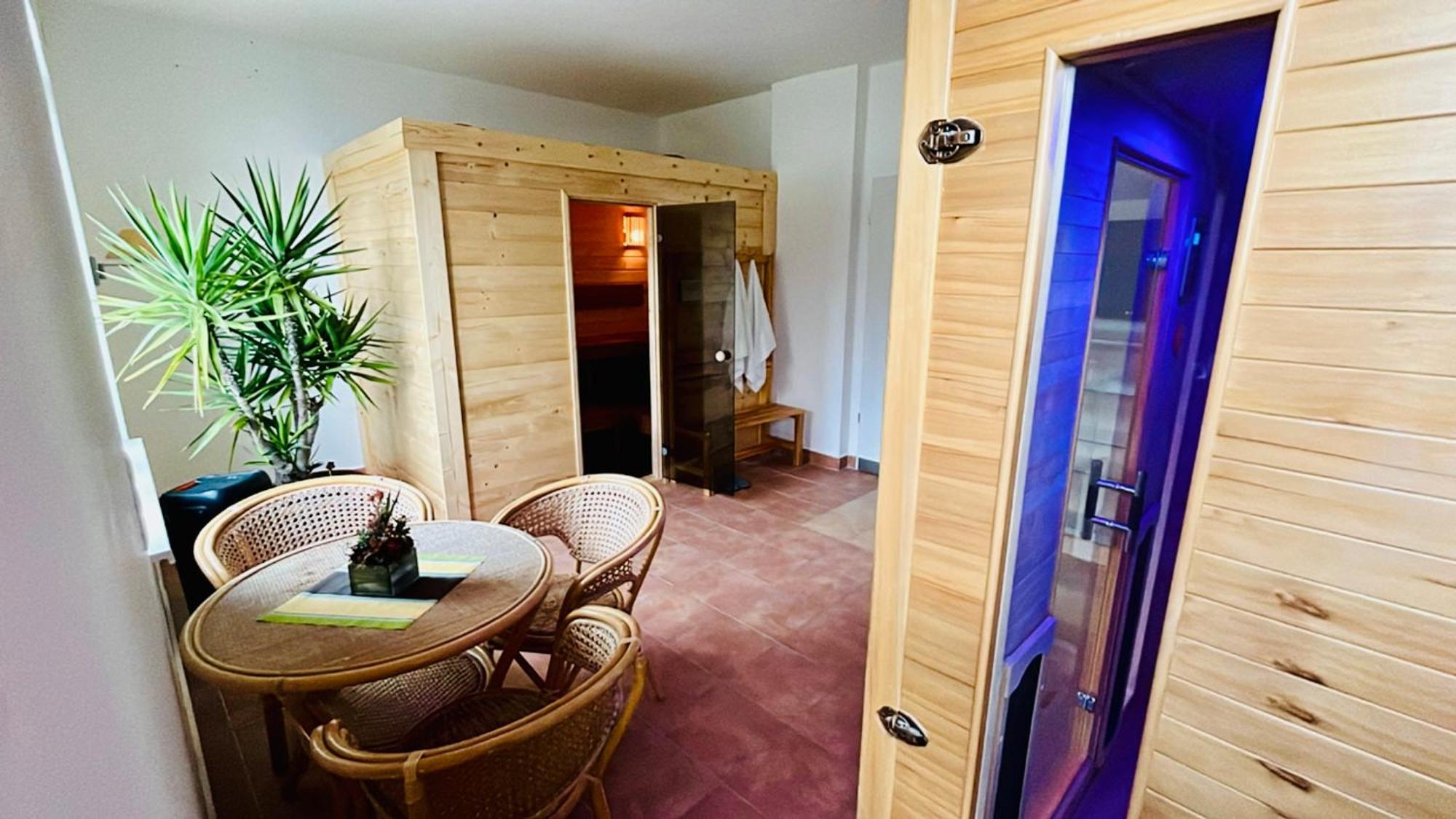 Sziget Hotel Veranka Ersekcsanad Luaran gambar